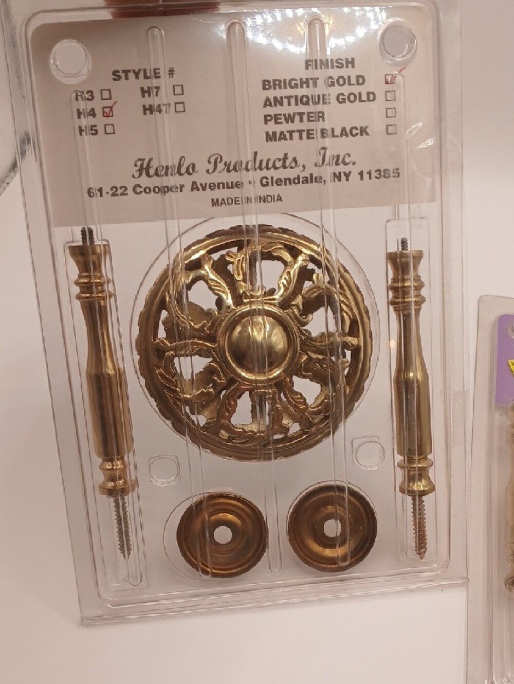 4 Brass Henlo Decorator Curtain Holdbacks - Picture 5 of 11